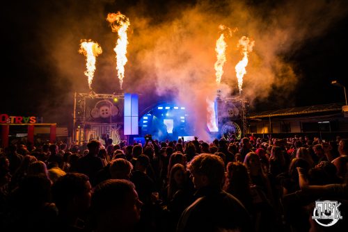 2026-05-30-90sTrashParty-STAK-JonRenker-0003
