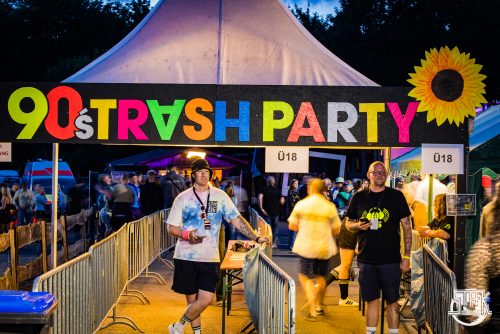 2026-05-30-90sTrashParty-STAK-JonRenker-0005