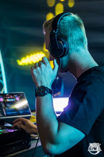 2026-05-30-90sTrashParty-STAK-JonRenker-0021